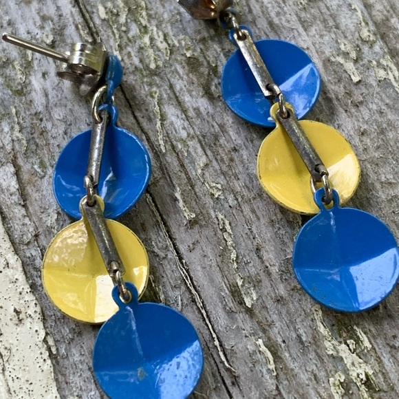 Vintage Metal and Enamel Painted Earrings Blue and Yellow - Picture 4 of 5